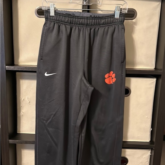 CLEMSON SWEATPANTS… Boys XL - Picture 2 of 2